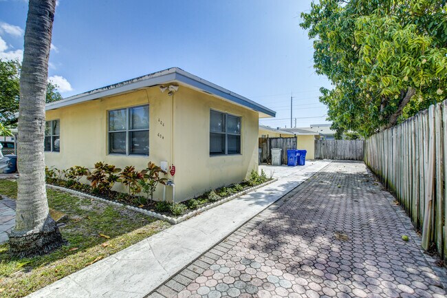 Driveway - 604 NE 12th Ave