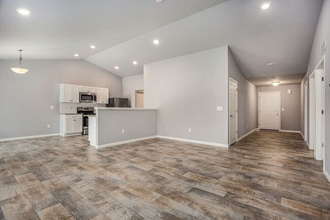 Building Photo - 10050 Pennridge Dr
