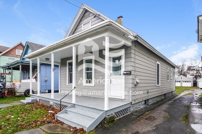 Building Photo - 1011 1st N St