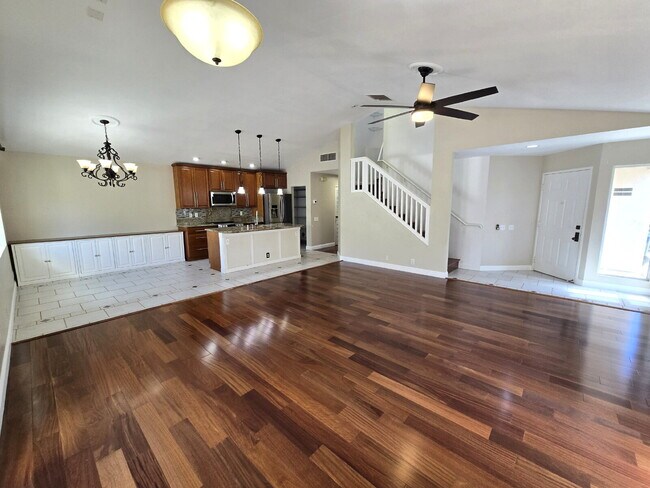 Foto del edificio - Upgraded 4BR,3BA Home in Ewa Gentry Summerhill with Solar PV