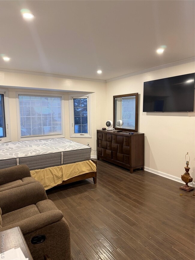 Foto del edificio - 731 Hungry Harbor Rd