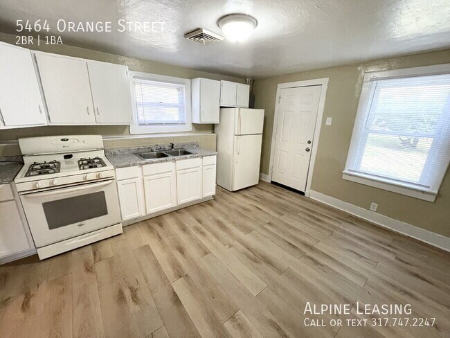 Building Photo - 5464 Orange St