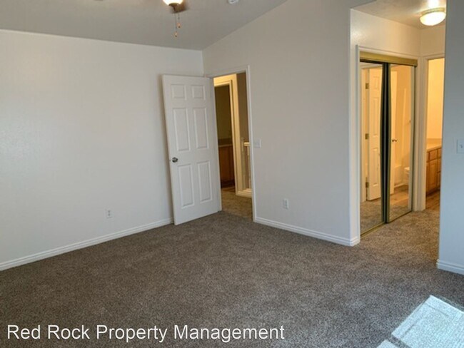 Foto del edificio - 3 br, 2.5 bath House - 790 N 2720 E Street #6