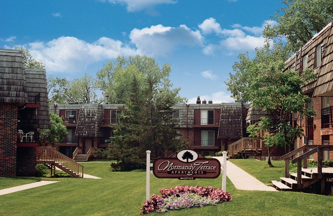Building Photo - Normandy Terrace Apartments