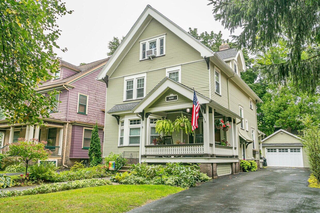 9 Beverly St, Rochester, NY 14610 House Rental in Rochester, NY