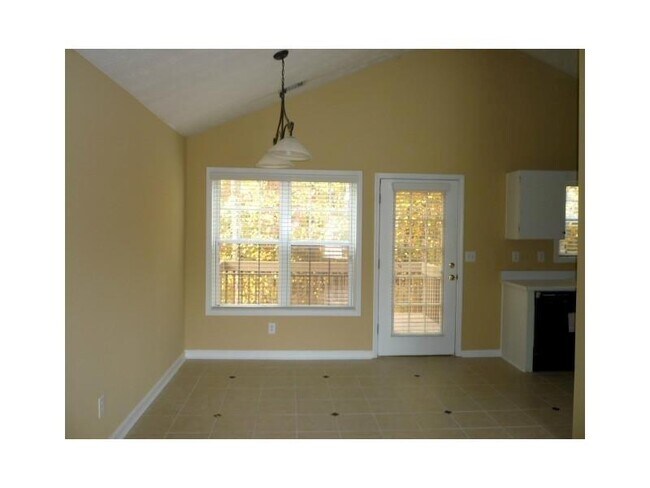 Foto del edificio - 1500 Margate Ct NW