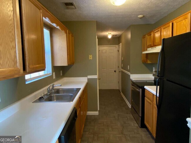 Building Photo - 6153 Lauren Ln