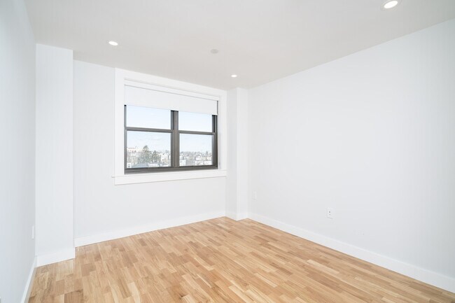 Foto del edificio - 1424 Columbia Rd