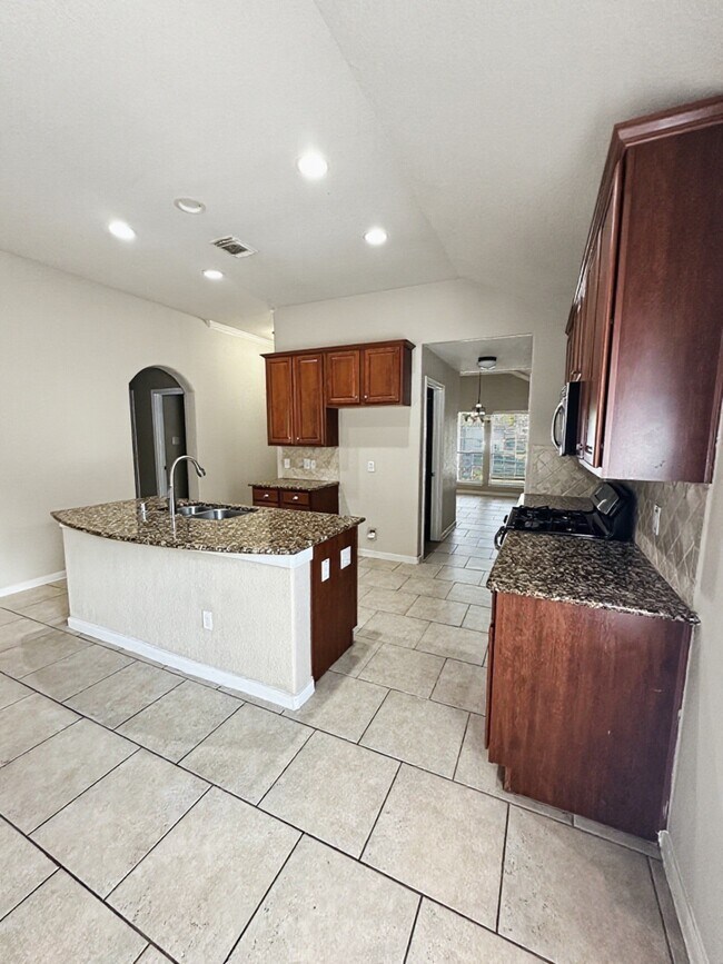 Foto del edificio - 19523 Country Mountain Ct