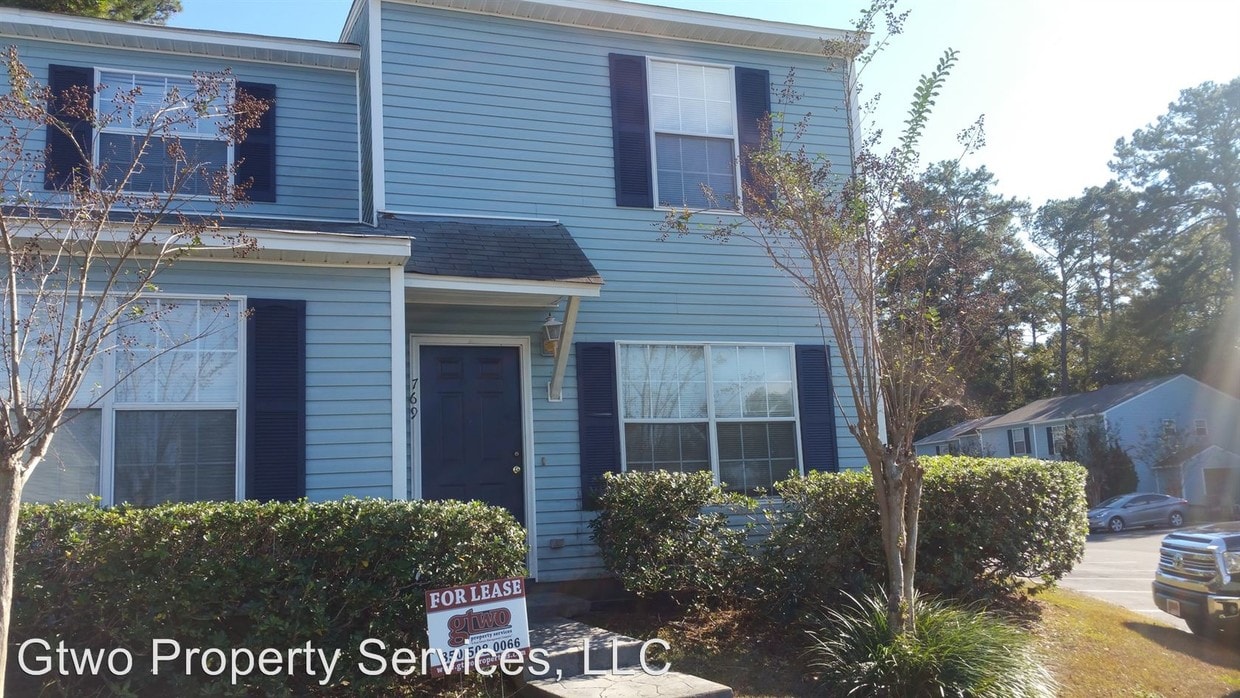 Primary Photo - 769 Timberwood Cir E