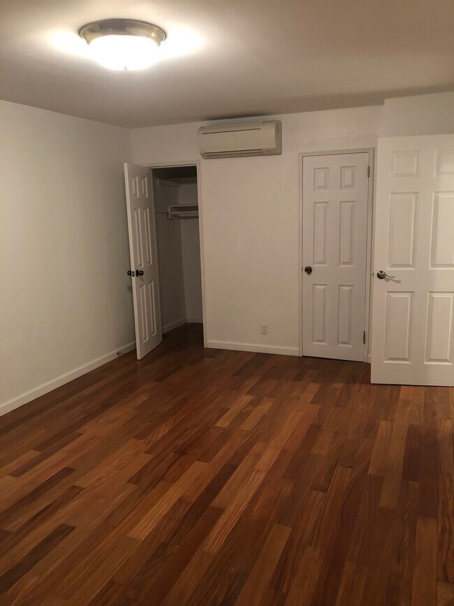 1st bedroom - 6128 71st St