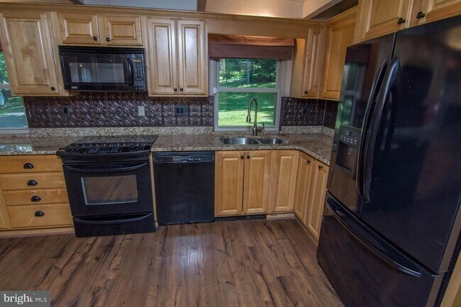 Foto del edificio - 66 Deer Pass Ln