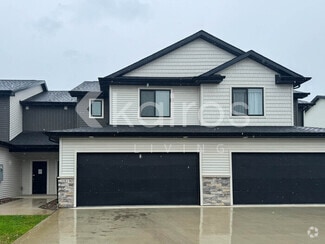 Building Photo - 6914 Bluebell Ct