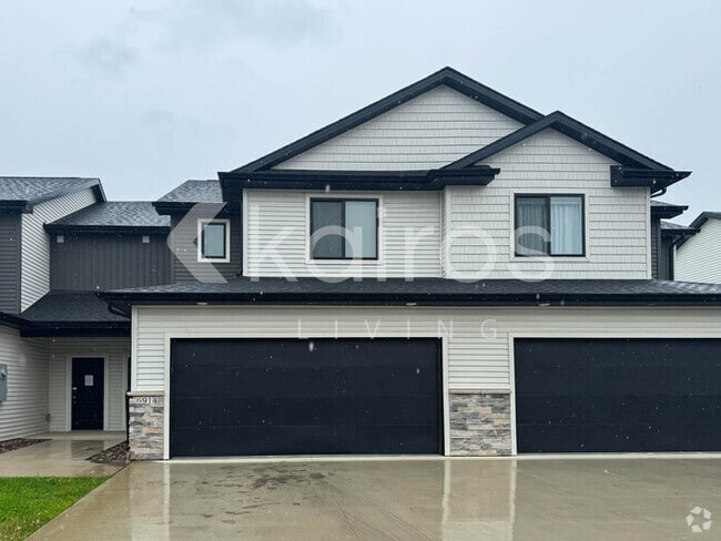 Building Photo - 6914 Bluebell Ct