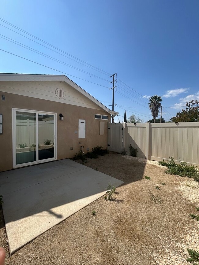 Foto del edificio - Charming 1 bedroom 1 bathroom Home in Yucaipa, Ca.