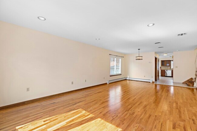 Building Photo - 229 Clark Terrace