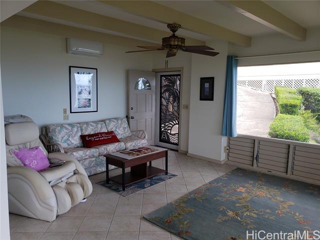 Building Photo - 1423 Laamia Pl