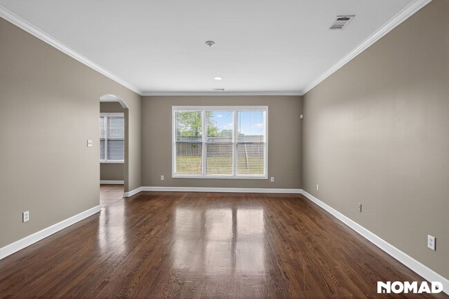 Foto del edificio - 4886 Fox Springs Dr