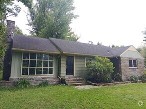 Building Photo - 1229 Ellis Hollow Rd