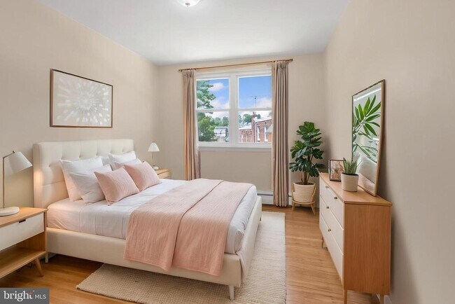 Foto del edificio - 5990 Henry Ave