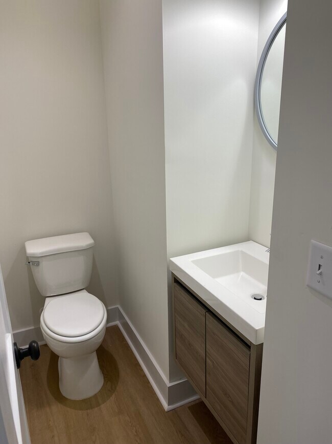 Foto del edificio - 1376 Belfair St