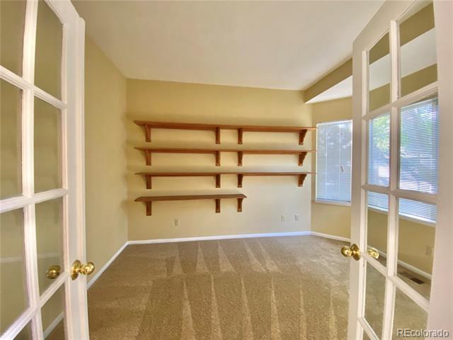 Building Photo - 9861 Carmel Ct