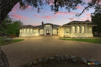 Building Photo - 2350 Geneseo Oaks
