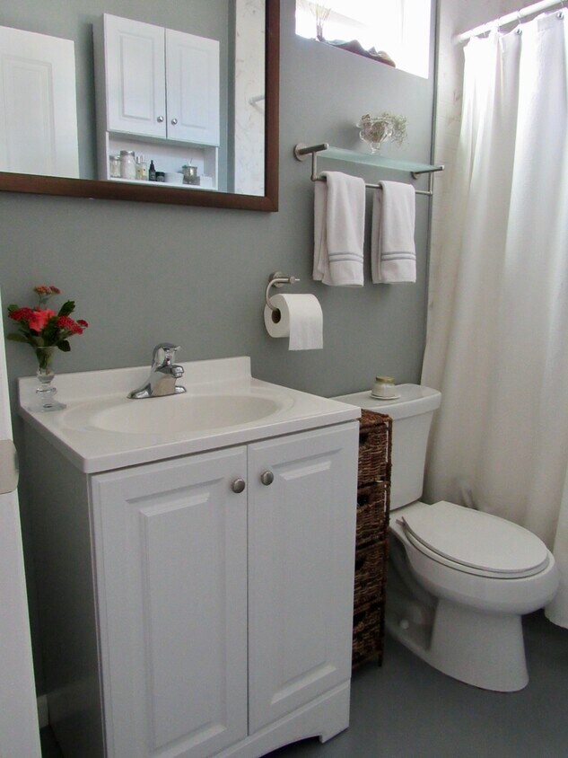 1359 Phillips Ln Unit A, San Luis Obispo, CA 93401 Apartments in San