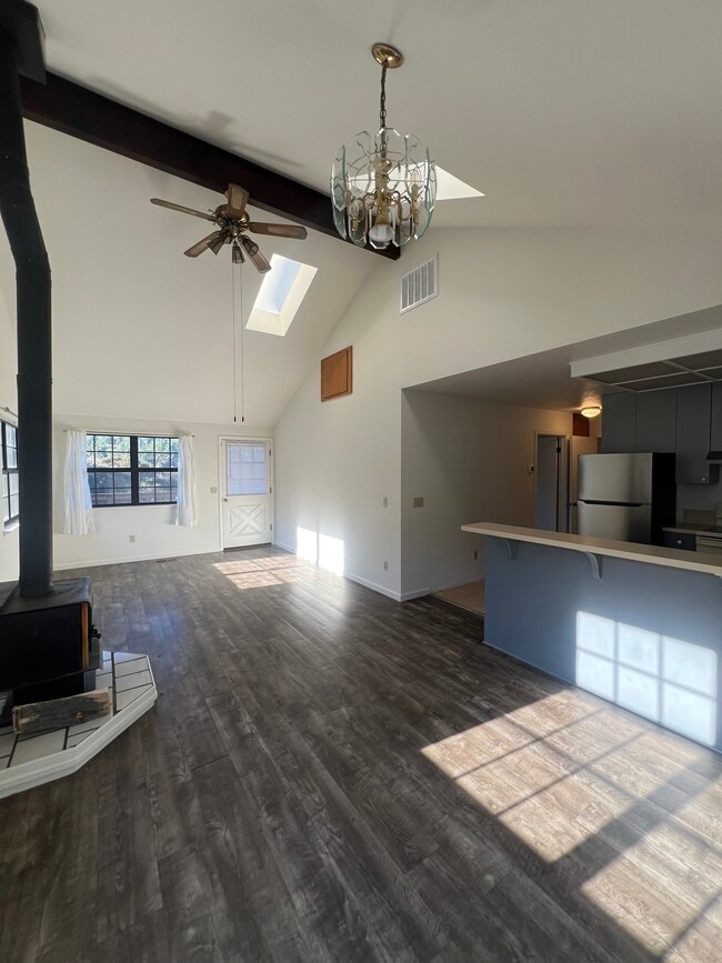 Foto del edificio - 190 Aromas Rd