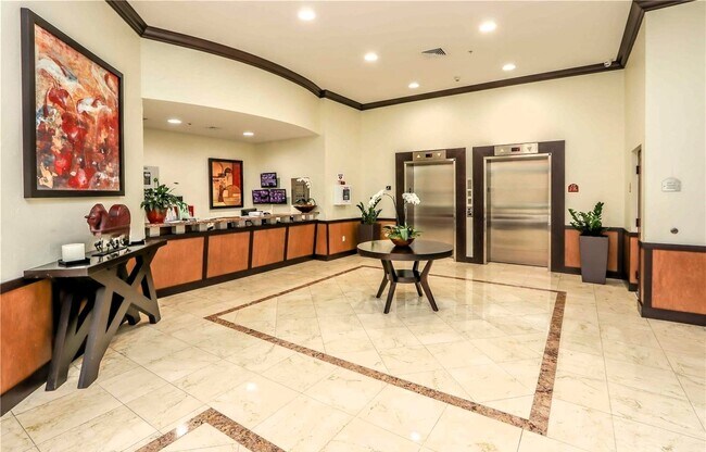 Foto del edificio - 2030 S Douglas Rd