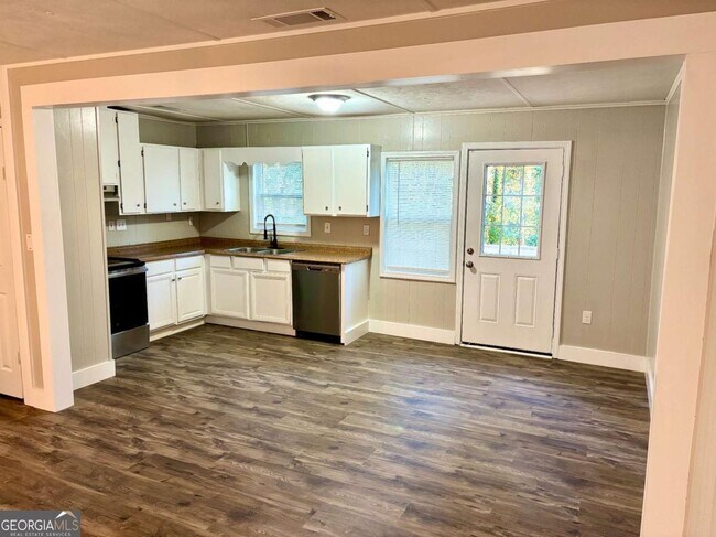 Building Photo - 115 Altarstone Dr
