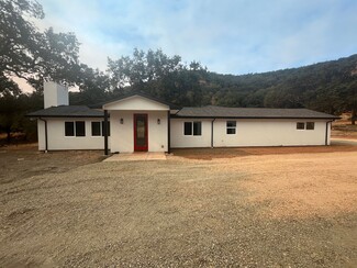 Building Photo - 2901 Tepusquet Rd