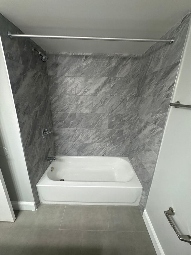 Interior Photo - Hewitt Gardens Apartments