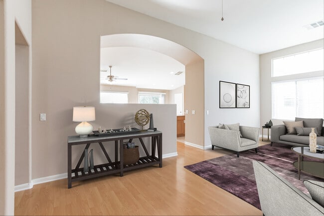 Building Photo - 5622 Via Victoria St