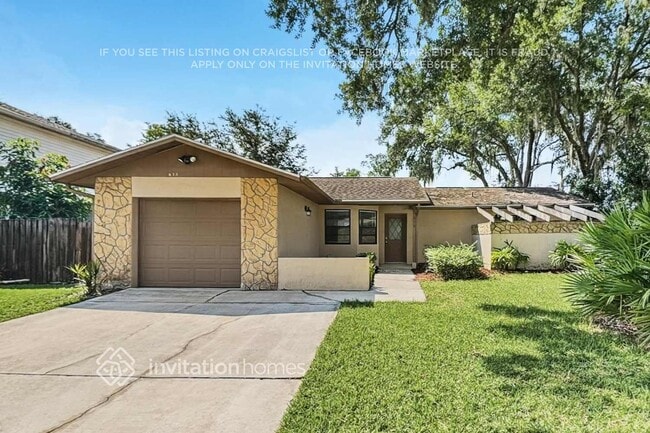 Building Photo - 613 Mayan Pl