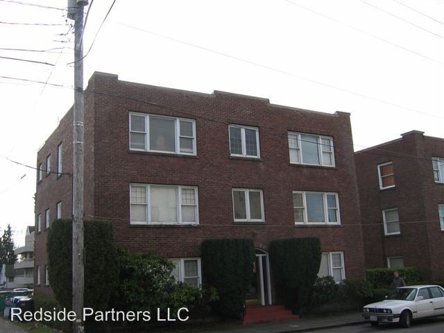 Building Photo - 4315 SW Oregon St