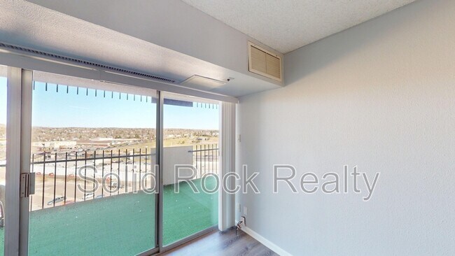 Photo - 411 Lakewood Cir Apartment