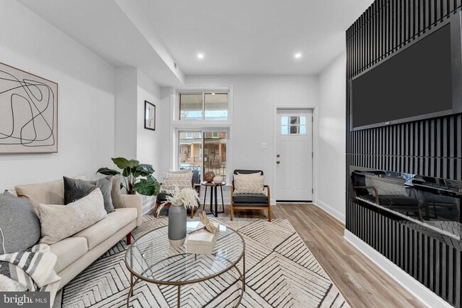 Building Photo - 3202 McElderry St