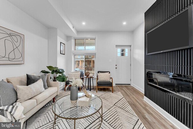 Foto del edificio - 3202 McElderry St