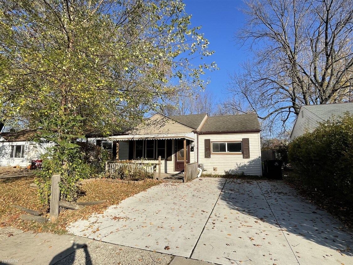 Primary Photo - 3 br, 1 bath House - 26160 Nagel St