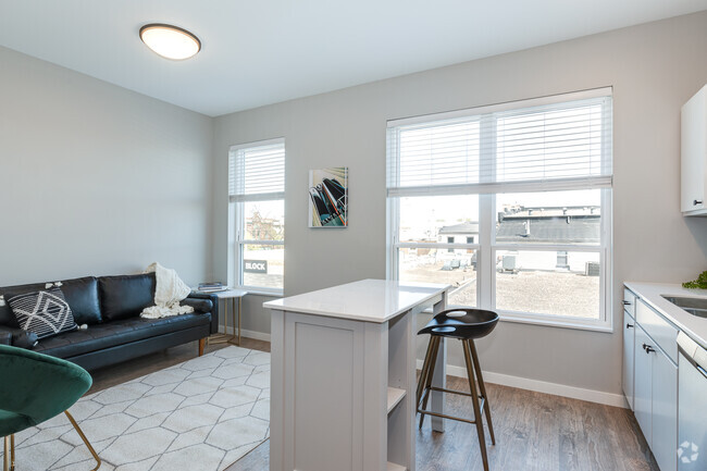 Deco Apartments Shakopee