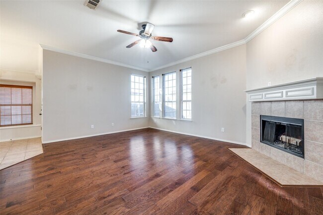 Foto del edificio - 6752 Longhorn Trl