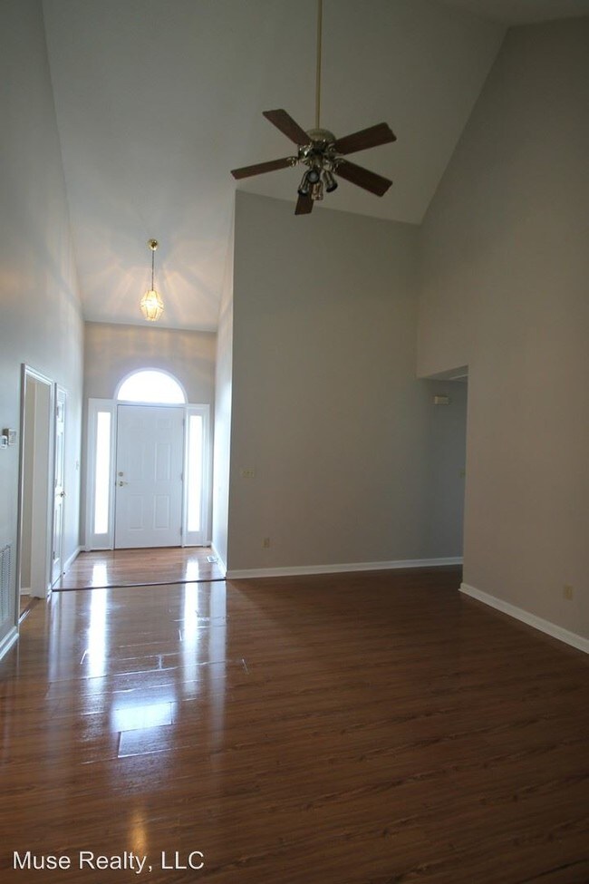 Building Photo - 3 br, 2 bath House - 1663 Amanda Lane