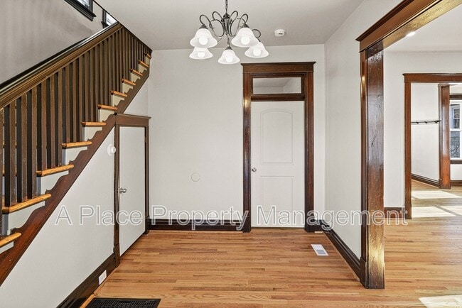 Foto del edificio - 2976 Kincaid Ave