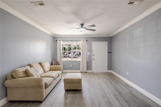 Foto del edificio - 8725 N 52nd St