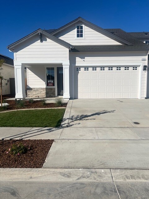 Foto principal - 9024 Brea Wy