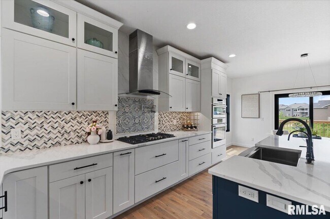Foto del edificio - 6817 Timber Ct