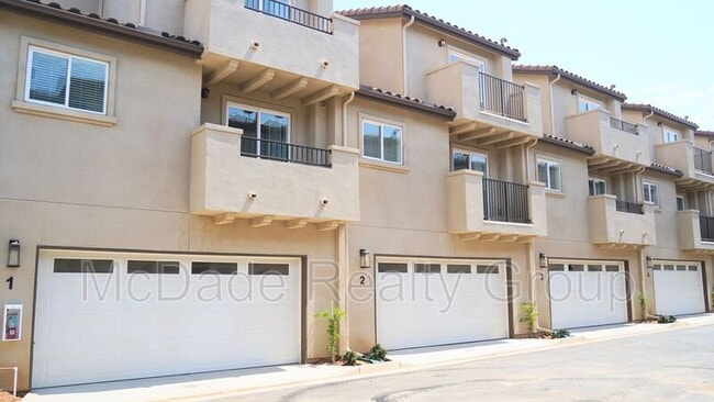 Building Photo - 9930 Buena Vista Ave