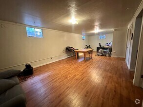 Building Photo - 4465 Comanche Dr