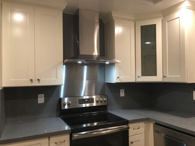 Building Photo - 4823 Delores Dr
